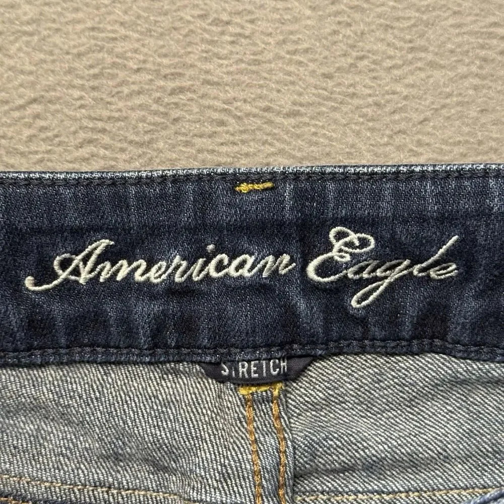 American Eagle Womens 2 Regular Artist Crop Jeans Dark Wash Studded Denim EUC